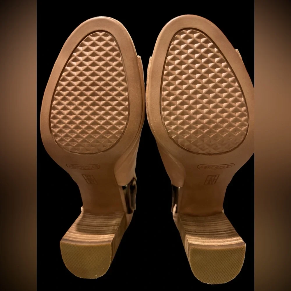 Aerosoles High Fashion Ankle Booties - size 8.5‎